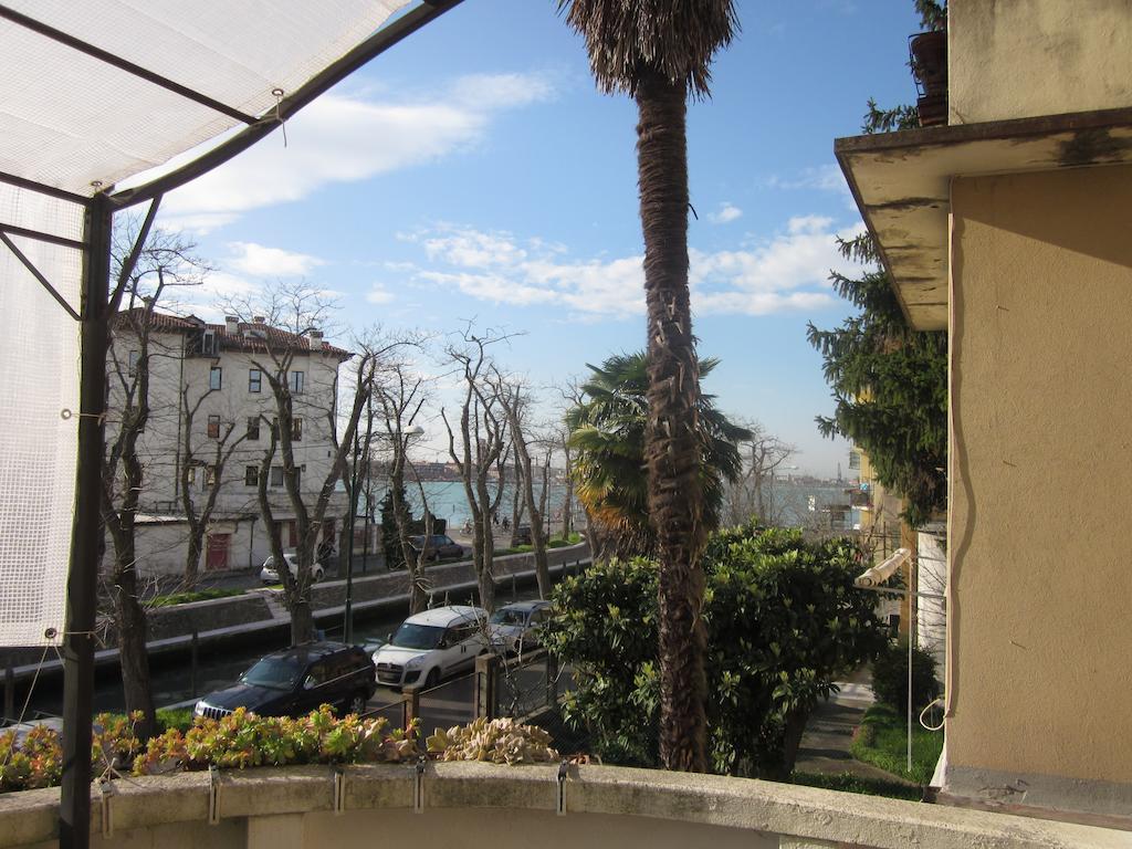 B & B Livia Oliva Lido de Venecia Exterior foto