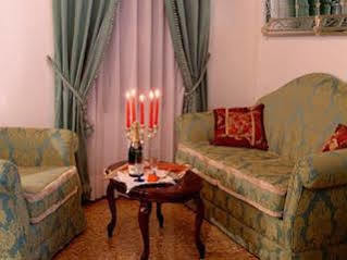 B & B Livia Oliva Lido de Venecia Exterior foto